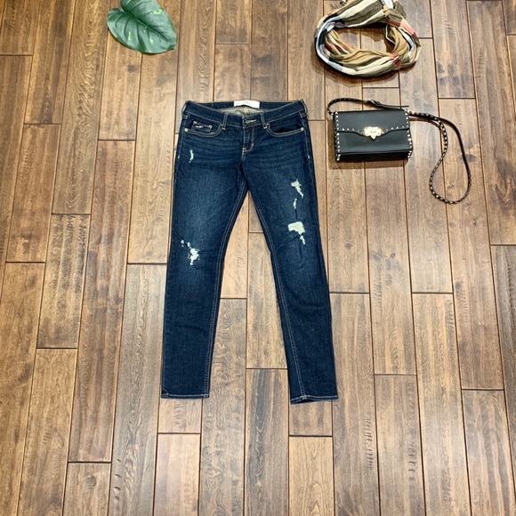 Hollister Denim - Hollister Skinny Jeans ✨